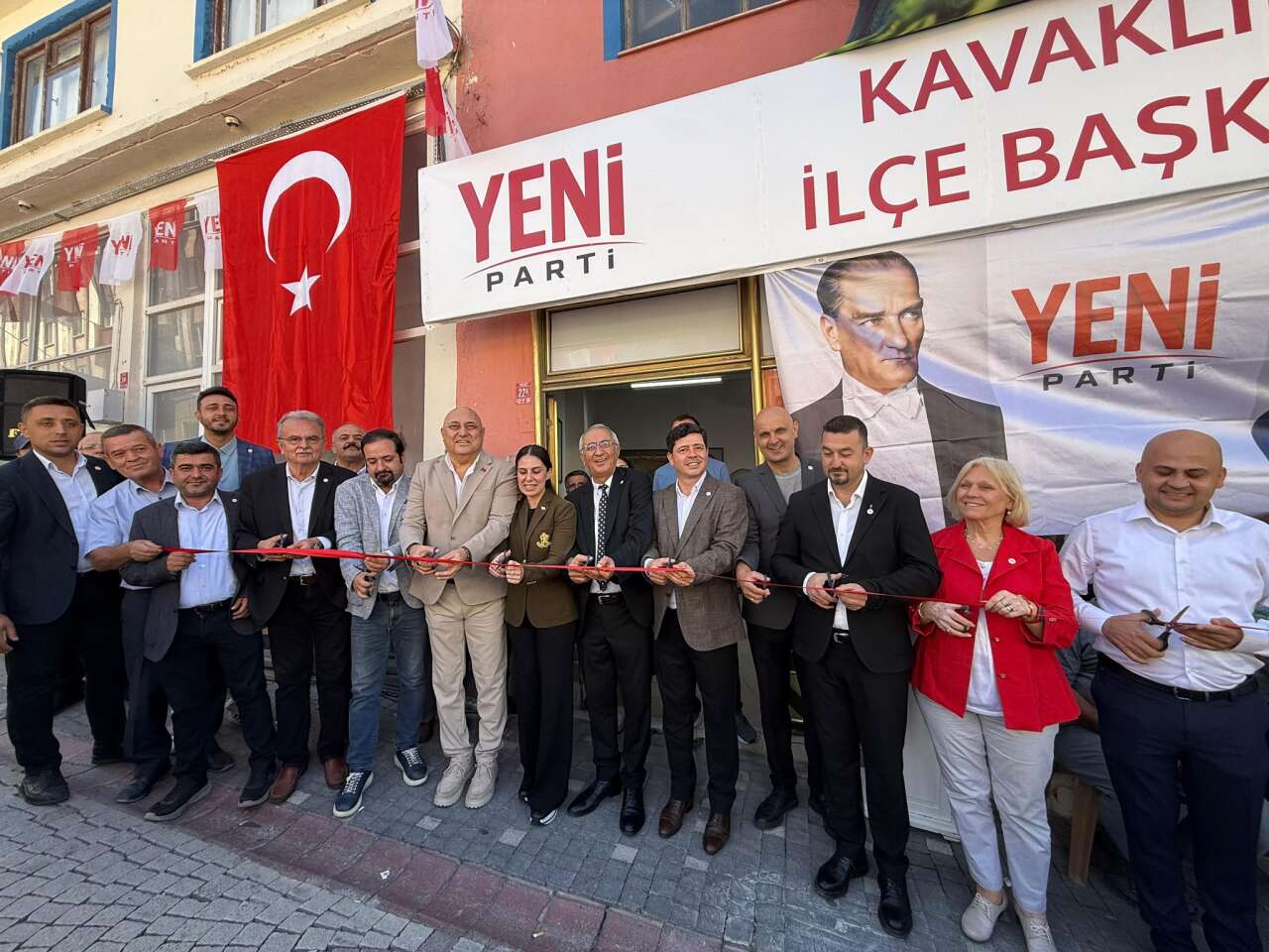 Yeni Parti Kavaklıdere İlçe Başkanlığı Açıldı 1